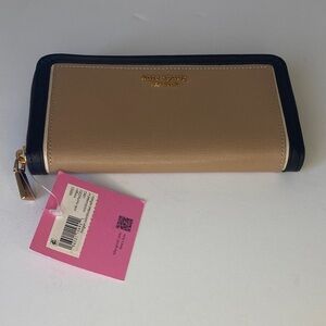 Kate Spade Beige and Black Zip Wallet